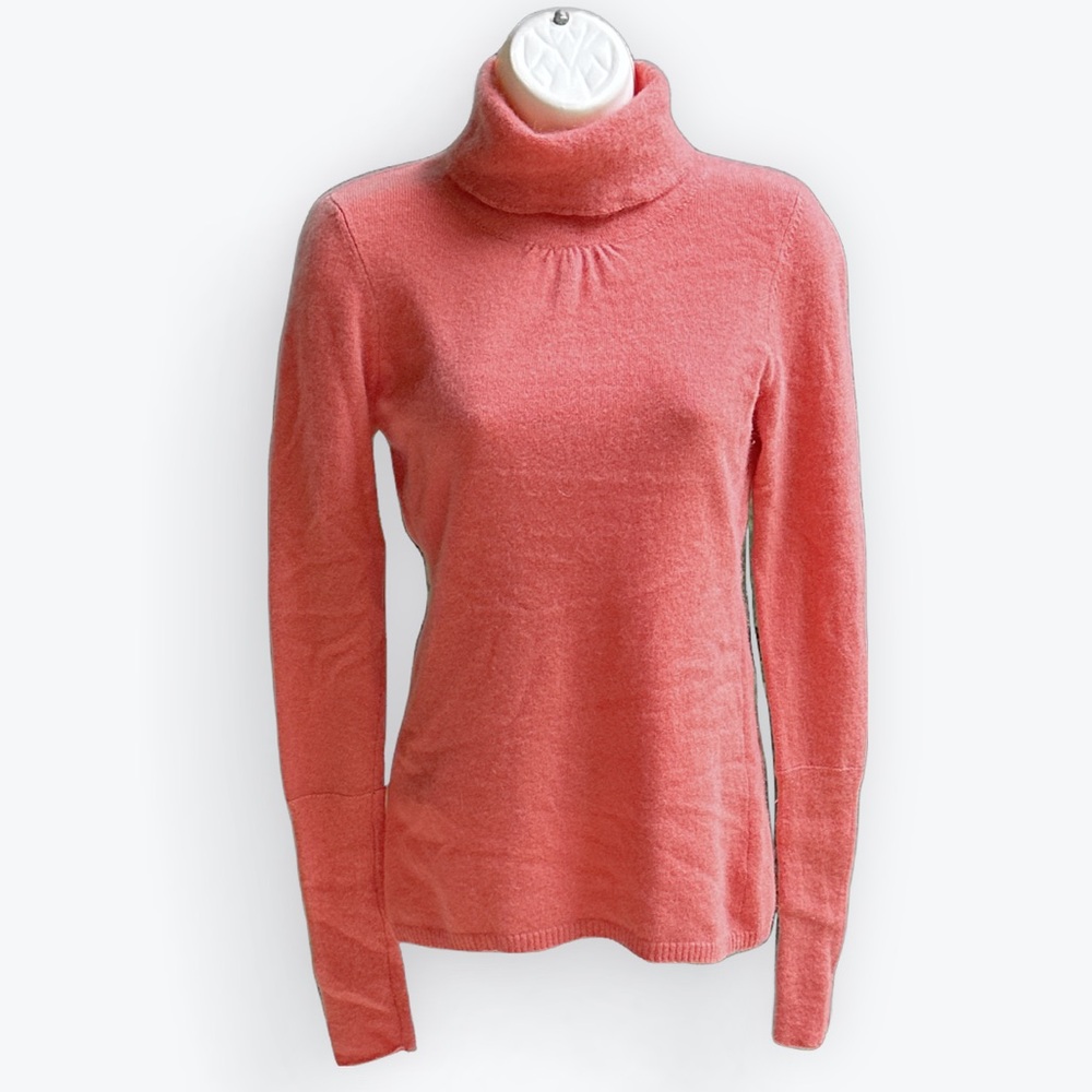 Cashmere Soft Girl Timeless Minimalist Quiet Luxury Beth Bowley Coral Sweater ~S
